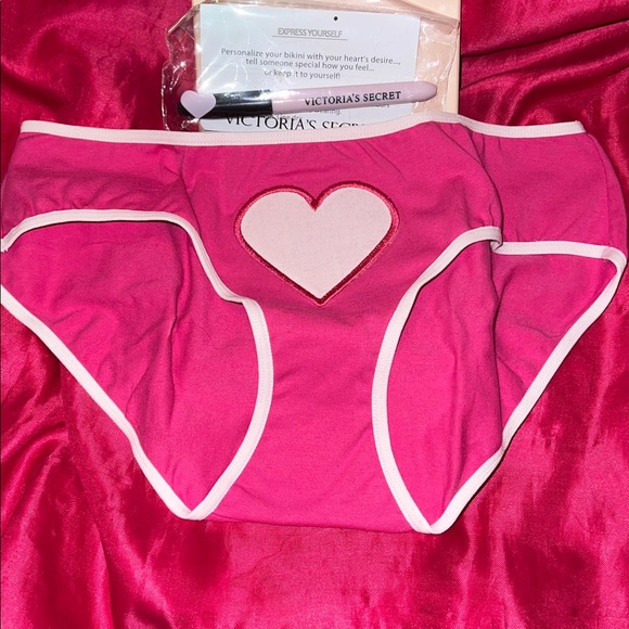 Victoria's Secret RARE Y2K Express Yourself Pink Heart Panty NWT - Picture 2 of 6